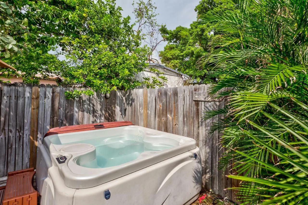 Leeward Isle Villa Key West Holiday home